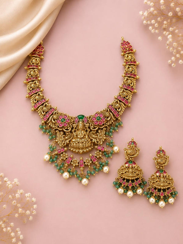 Short Necklace